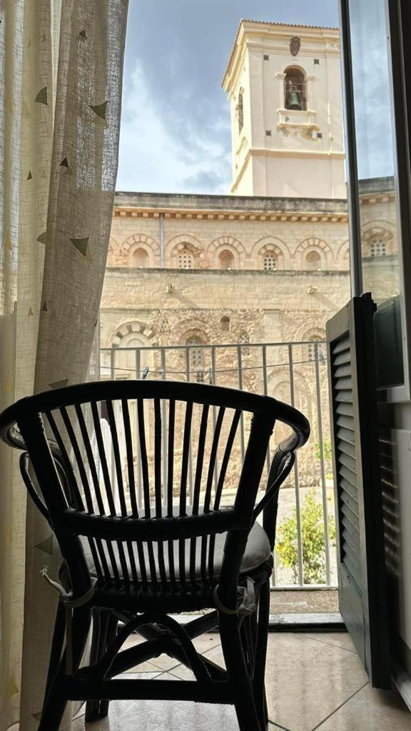 Palazzo Tranfo Al Duomo Accommodation Tropea Exterior foto
