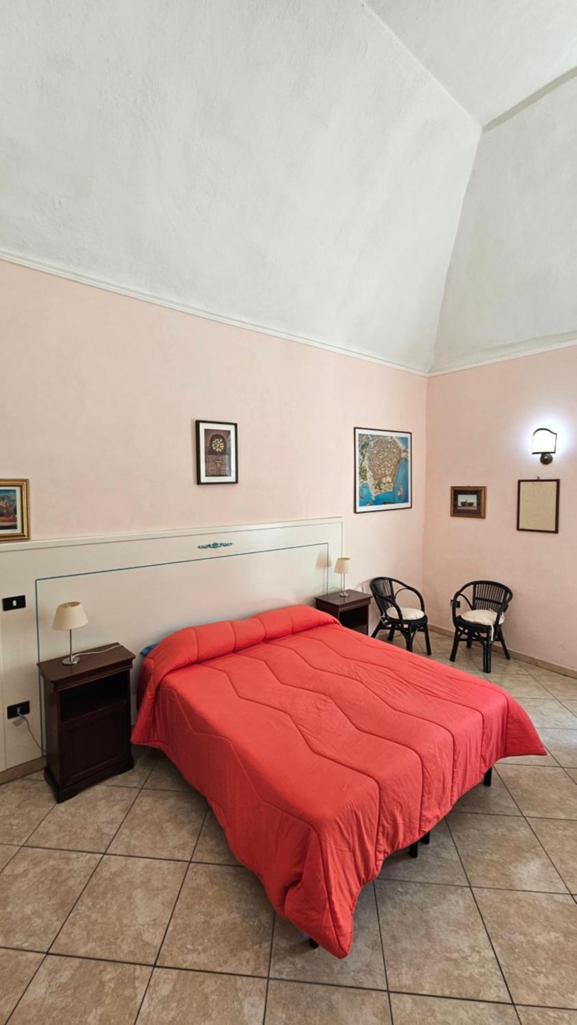 Palazzo Tranfo Al Duomo Accommodation Tropea Zimmer foto