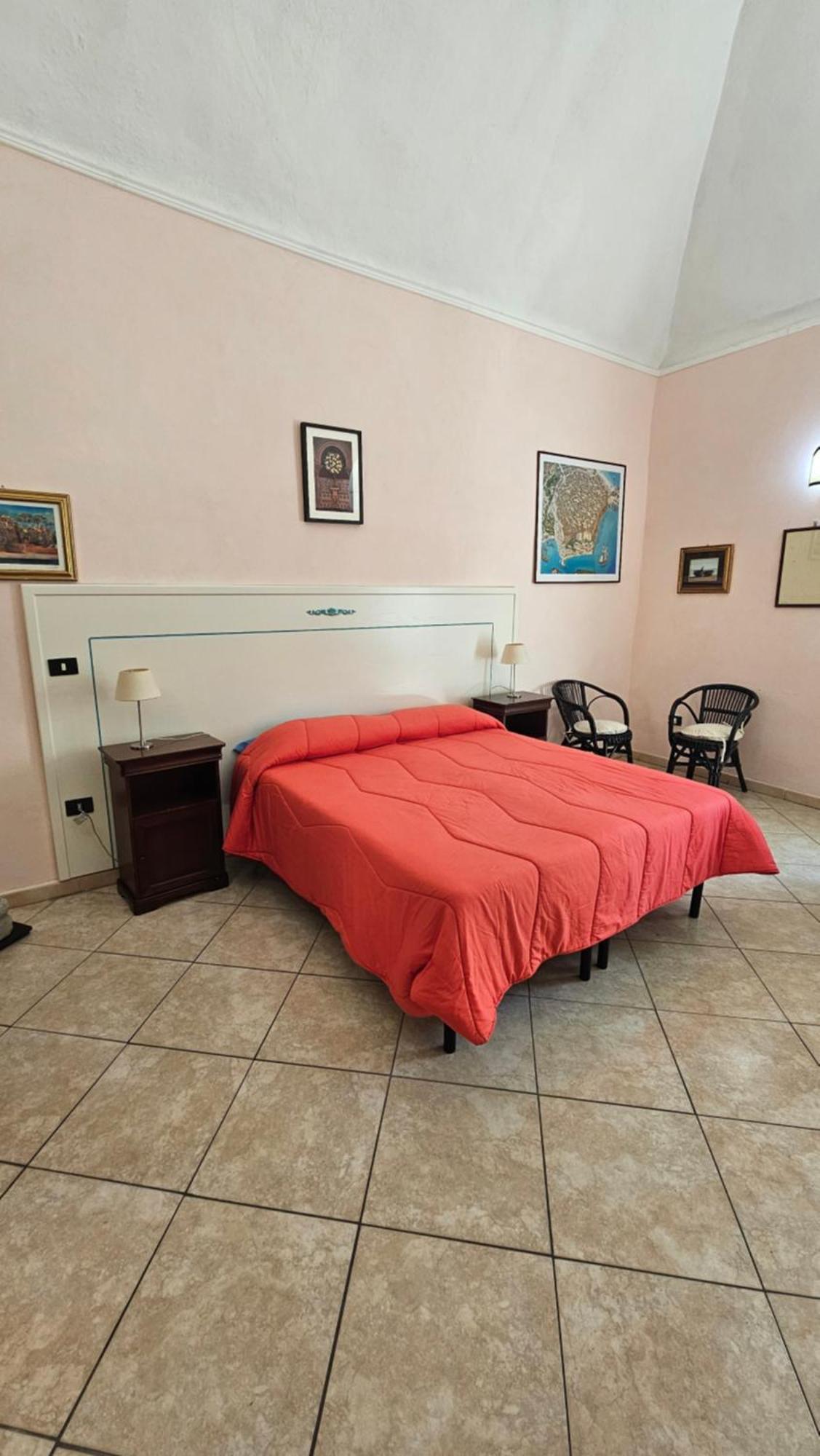 Palazzo Tranfo Al Duomo Accommodation Tropea Zimmer foto
